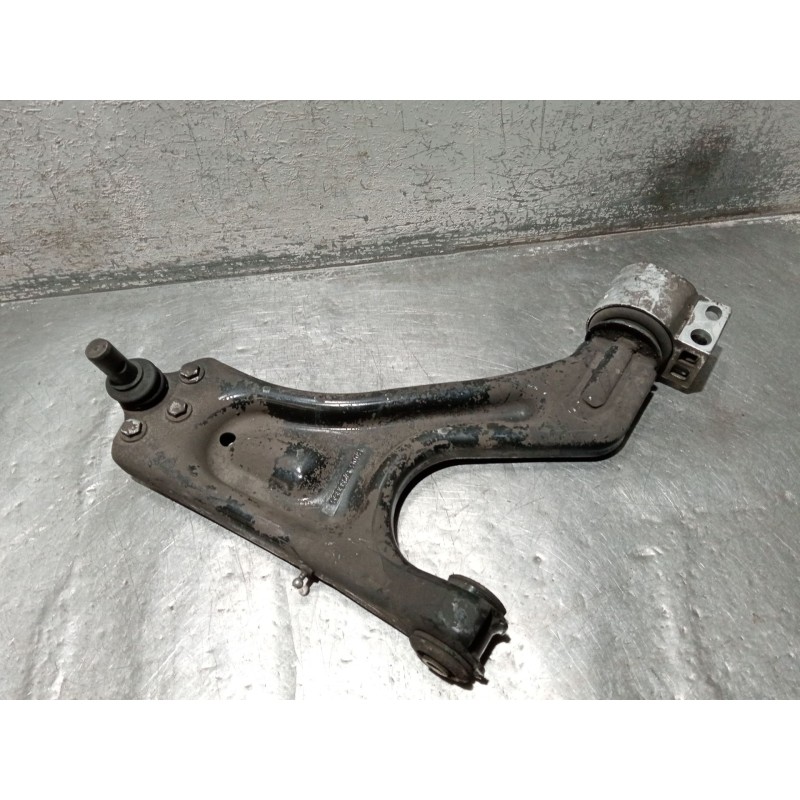Recambio de brazo suspension inferior delantero derecho para saab 9-5 (ys3e) 2.3 turbo referencia OEM IAM 5236658  