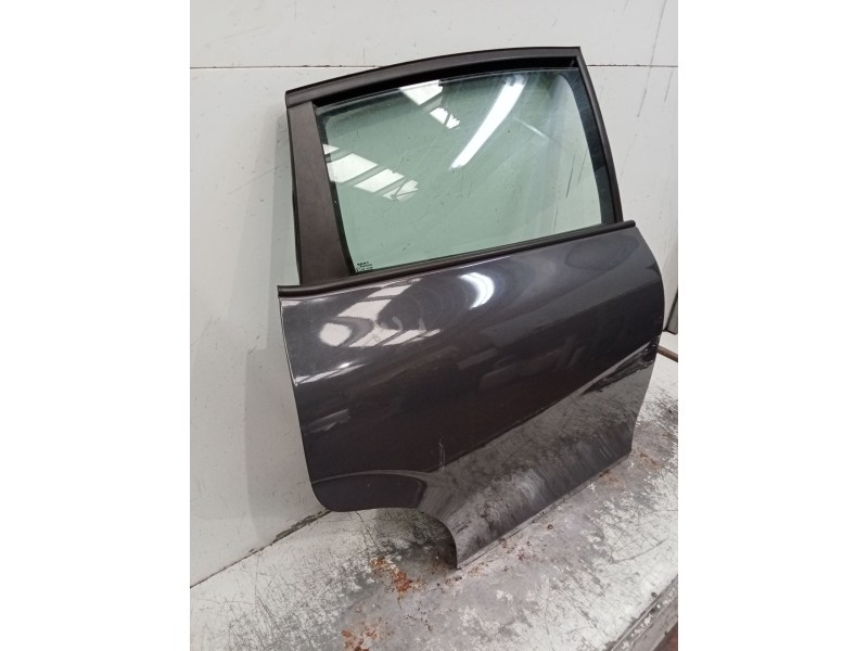 Recambio de puerta trasera derecha para seat leon (1p1) 1.4 tsi referencia OEM IAM  5P 