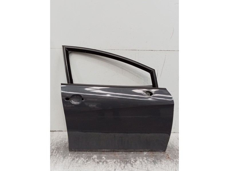 Recambio de puerta delantera derecha para seat leon (1p1) 1.4 tsi referencia OEM IAM  5P 
