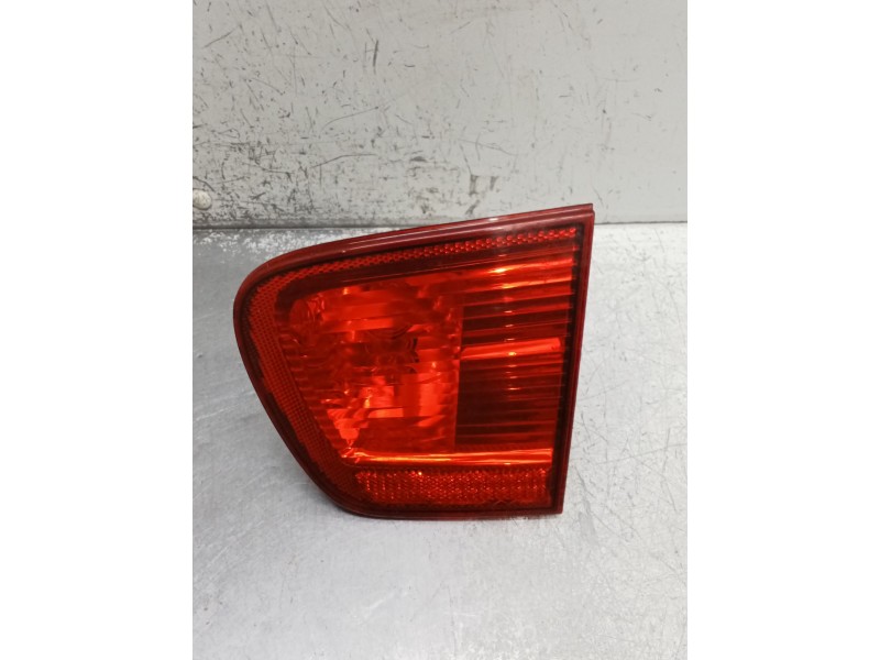 Recambio de piloto trasero derecho interior para seat ibiza ii (6k1) 1.9 sdi referencia OEM IAM   