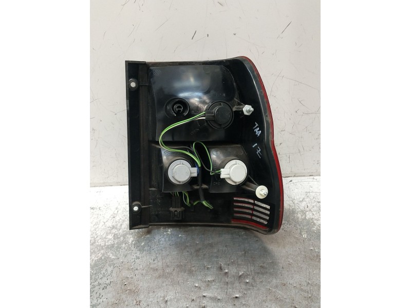 Recambio de piloto trasero izquierdo para mitsubishi montero io i (h6_w, h7_w) 1.8 gdi (h66w, h76w) referencia OEM IAM 28710102 