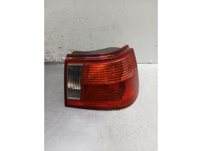 Recambio de piloto trasero derecho para seat ibiza ii (6k1) 1.9 sdi referencia OEM IAM   