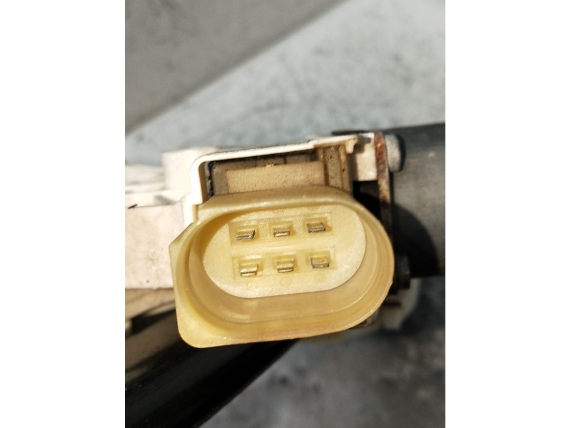 Recambio de elevalunas delantero derecho para bmw 3 touring (e91) 320 d referencia OEM IAM 7060266S 7140588E 5P