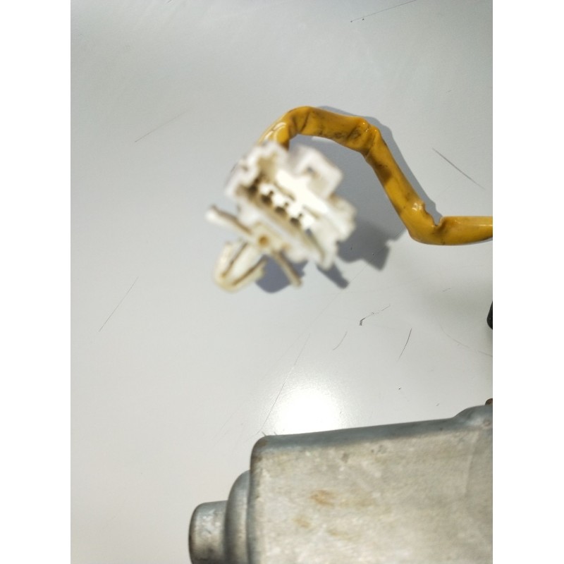 Recambio de elevalunas delantero izquierdo para mitsubishi montero io i (h6_w, h7_w) 1.8 gdi (h66w, h76w) referencia OEM IAM MR3