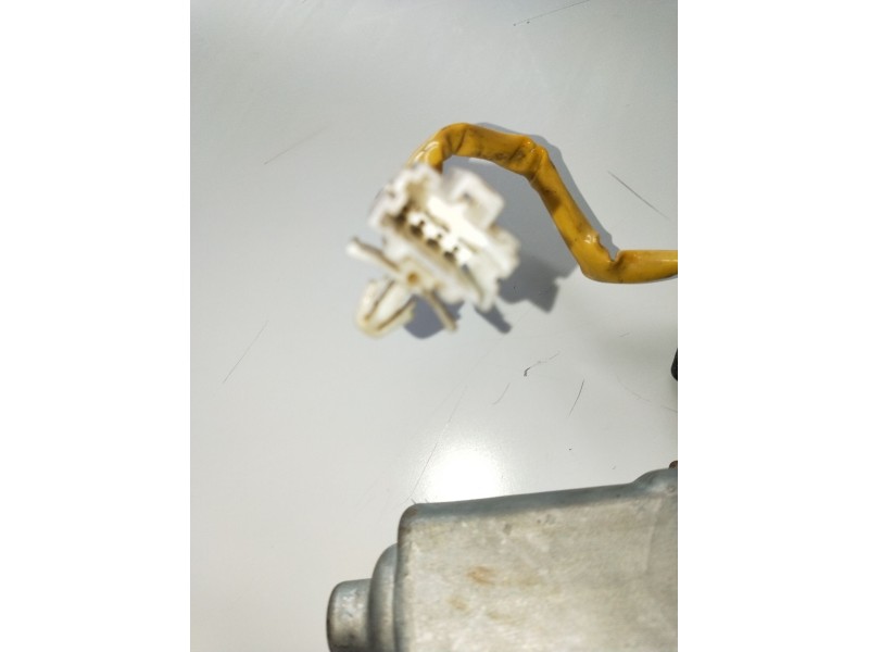 Recambio de elevalunas delantero izquierdo para mitsubishi montero io i (h6_w, h7_w) 1.8 gdi (h66w, h76w) referencia OEM IAM MR3