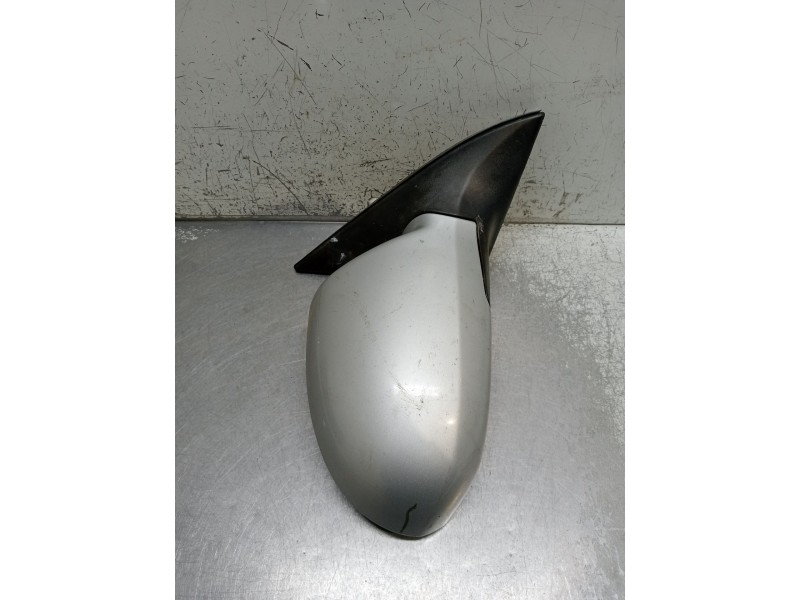 Recambio de retrovisor derecho para hyundai elantra iii sedán (xd) 1.6 referencia OEM IAM ELÉCTRICO 1 ENCHUFE 5 PINES 