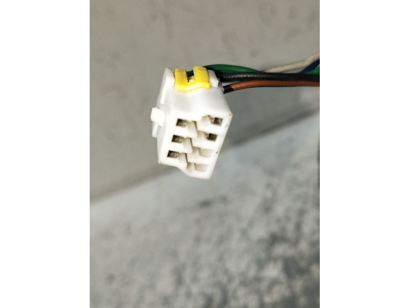 Recambio de retrovisor derecho para mitsubishi montero io i (h6_w, h7_w) 1.8 gdi (h66w, h76w) referencia OEM IAM  ELÉCTRICO 