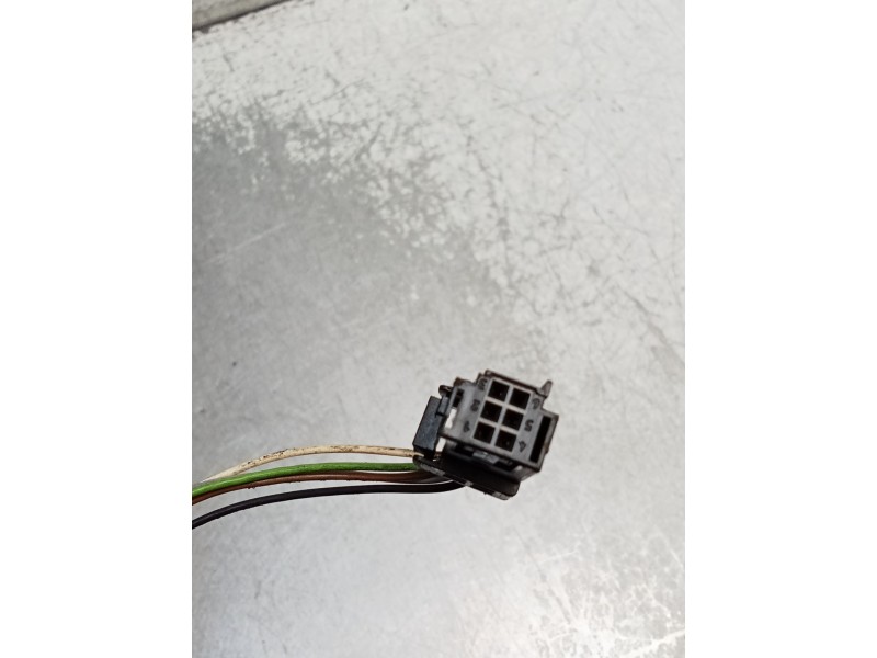 Recambio de retrovisor izquierdo para peugeot 307 sw (3h) 1.6 hdi 110 referencia OEM IAM ELECTRICO 1 ENCHUFE 5 CABLES 