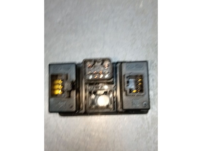 Recambio de mando luces para hyundai elantra iii sedán (xd) 1.6 referencia OEM IAM   