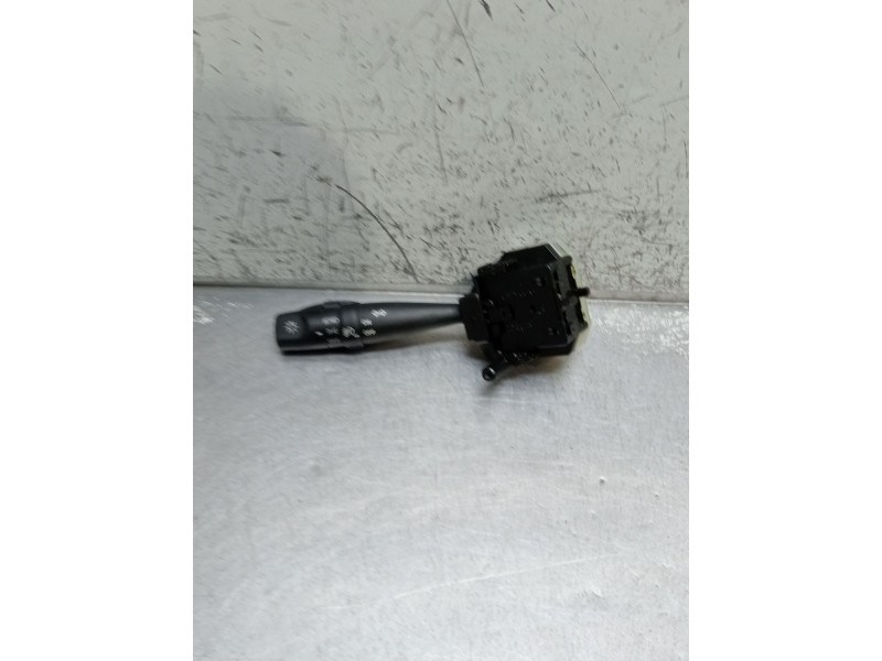 Recambio de mando luces para hyundai elantra iii sedán (xd) 1.6 referencia OEM IAM 934102H100  