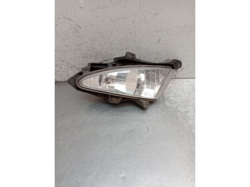 Recambio de faro antiniebla derecho para hyundai elantra iii sedán (xd) 1.6 referencia OEM IAM   