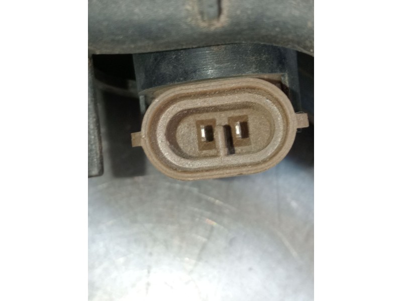 Recambio de faro antiniebla izquierdo para hyundai elantra iii sedán (xd) 1.6 referencia OEM IAM   