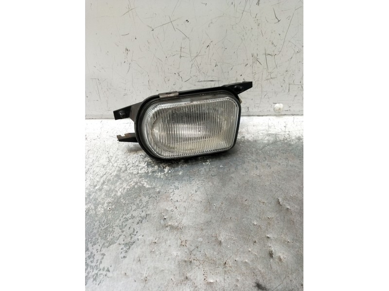 Recambio de faro antiniebla derecho para mercedes-benz clase c (w203) c 220 cdi (203.006) referencia OEM IAM   