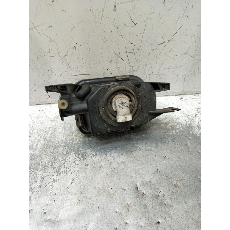 Recambio de faro antiniebla derecho para mercedes-benz clase c (w203) c 220 cdi (203.006) referencia OEM IAM   