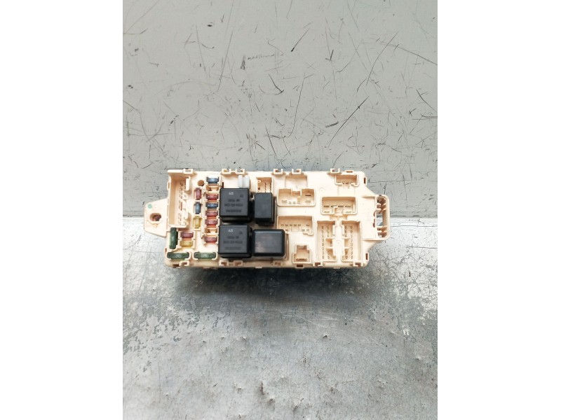 Recambio de caja reles / fusibles para mitsubishi montero io i (h6_w, h7_w) 1.8 gdi (h66w, h76w) referencia OEM IAM MR445952  