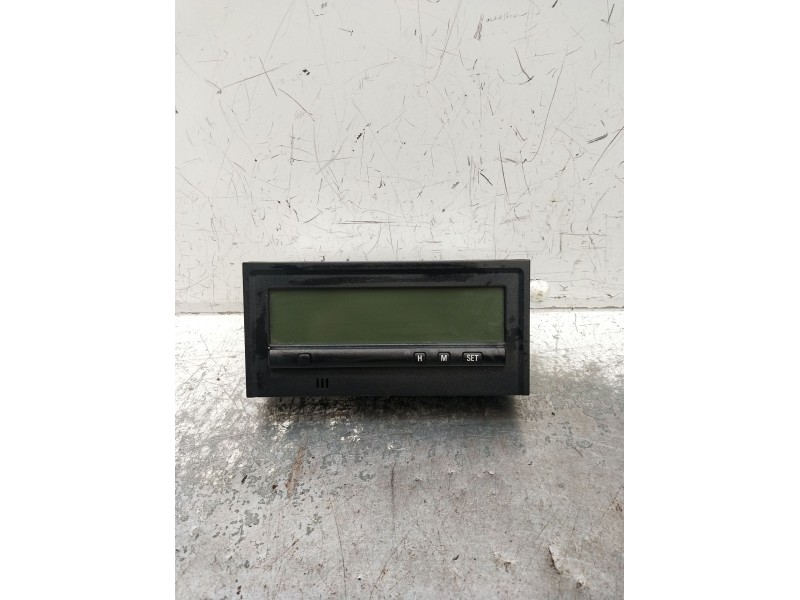 Recambio de pantalla multifuncion para mitsubishi montero io i (h6_w, h7_w) 1.8 gdi (h66w, h76w) referencia OEM IAM MR444752 9Y3