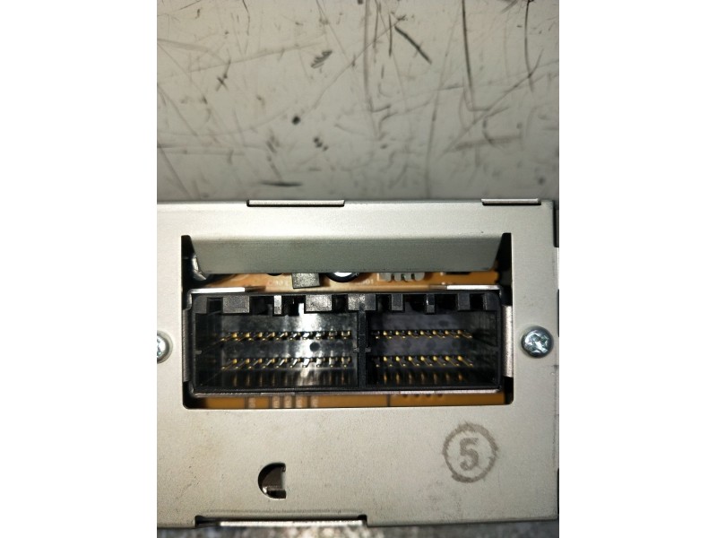 Recambio de pantalla multifuncion para mitsubishi montero io i (h6_w, h7_w) 1.8 gdi (h66w, h76w) referencia OEM IAM MR444752 9Y3