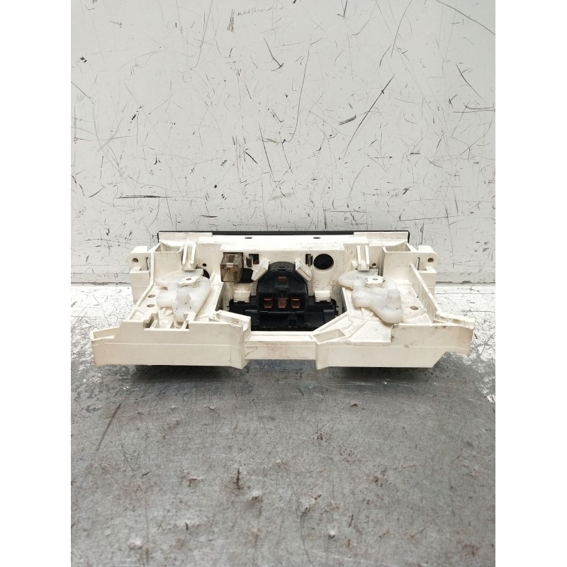Recambio de mando calefaccion / aire acondicionado para mitsubishi montero io i (h6_w, h7_w) 1.8 gdi (h66w, h76w) referencia OEM