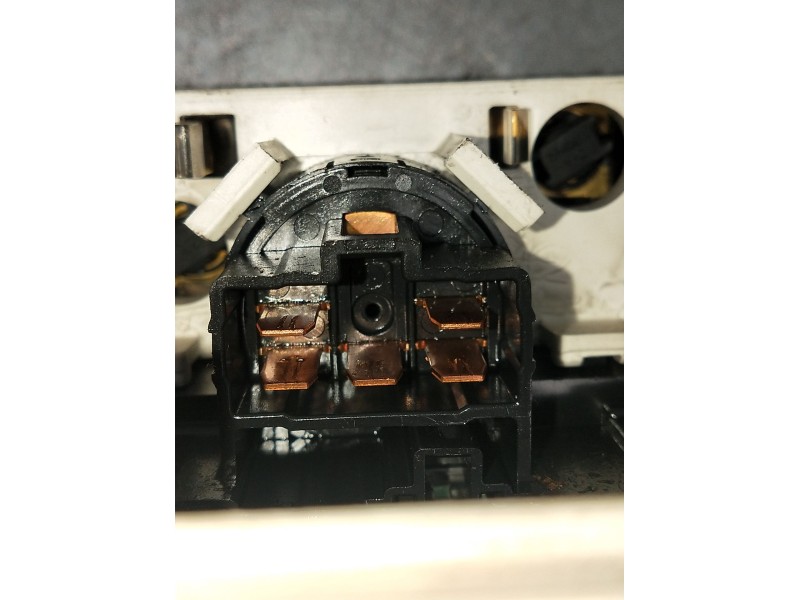 Recambio de mando calefaccion / aire acondicionado para mitsubishi montero io i (h6_w, h7_w) 1.8 gdi (h66w, h76w) referencia OEM