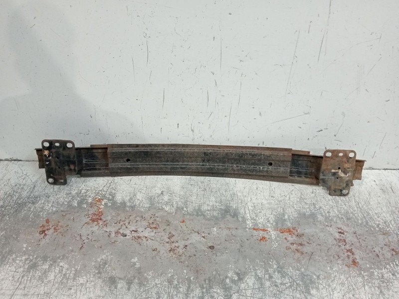 Recambio de refuerzo paragolpes delantero para hyundai elantra iii sedán (xd) 1.6 referencia OEM IAM   