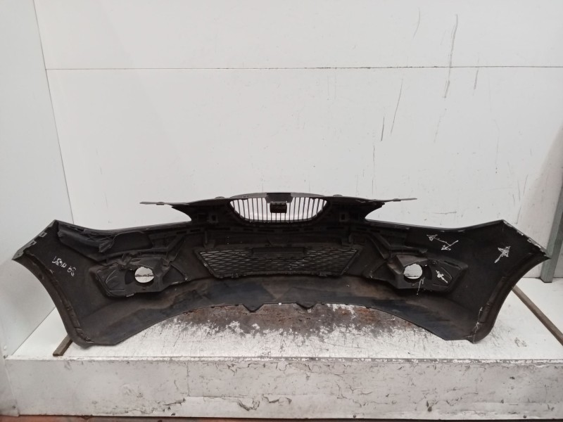 Recambio de paragolpes delantero para seat leon (1p1) 1.4 tsi referencia OEM IAM  OJO VER FOTOS 