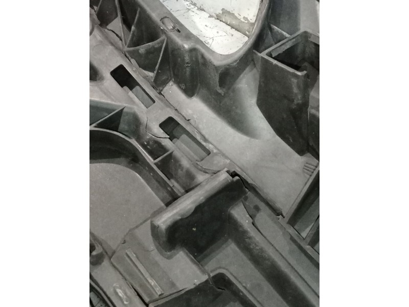 Recambio de paragolpes delantero para seat leon (1p1) 1.4 tsi referencia OEM IAM  OJO VER FOTOS 