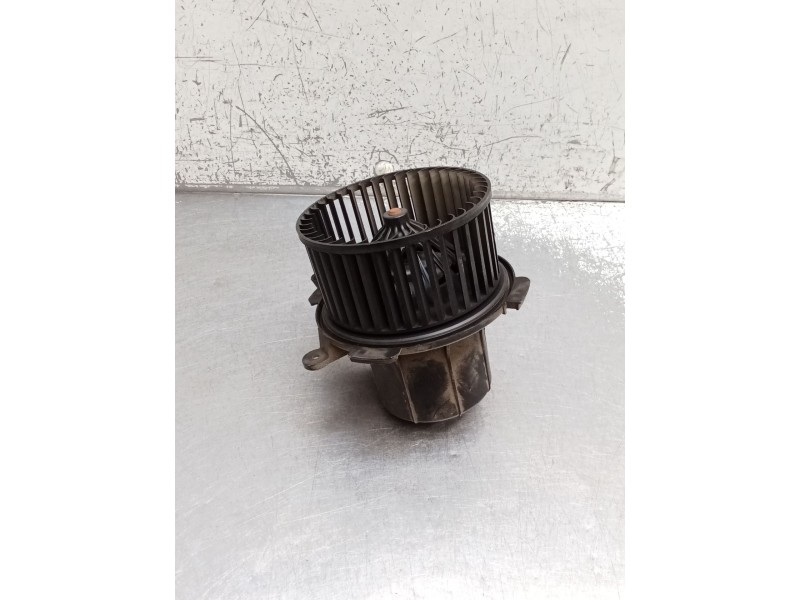 Recambio de motor calefaccion para peugeot 307 sw (3h) 1.6 hdi 110 referencia OEM IAM PF2A2 PF2A24292 