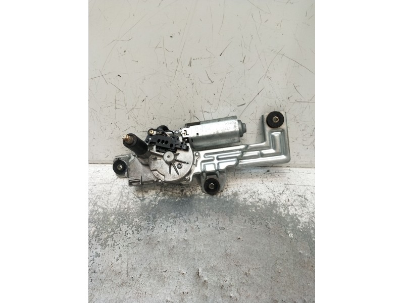 Recambio de motor limpia trasero para mitsubishi montero io i (h6_w, h7_w) 1.8 gdi (h66w, h76w) referencia OEM IAM 0390206518  