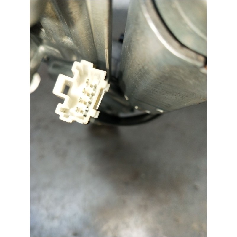 Recambio de motor limpia trasero para mitsubishi montero io i (h6_w, h7_w) 1.8 gdi (h66w, h76w) referencia OEM IAM 0390206518  