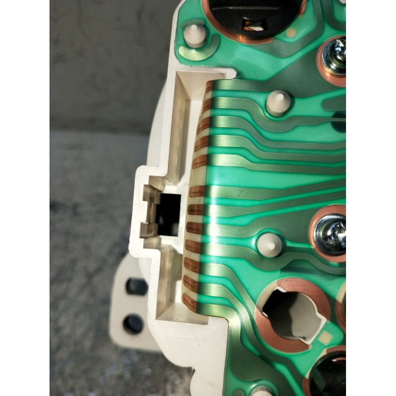 Recambio de cuadro instrumentos para mitsubishi montero io i (h6_w, h7_w) 1.8 gdi (h66w, h76w) referencia OEM IAM MR381643  