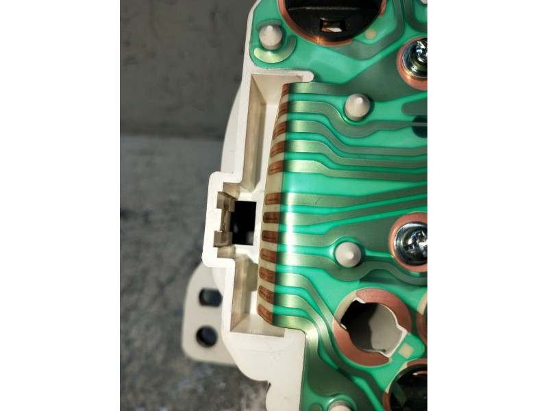 Recambio de cuadro instrumentos para mitsubishi montero io i (h6_w, h7_w) 1.8 gdi (h66w, h76w) referencia OEM IAM MR381643  