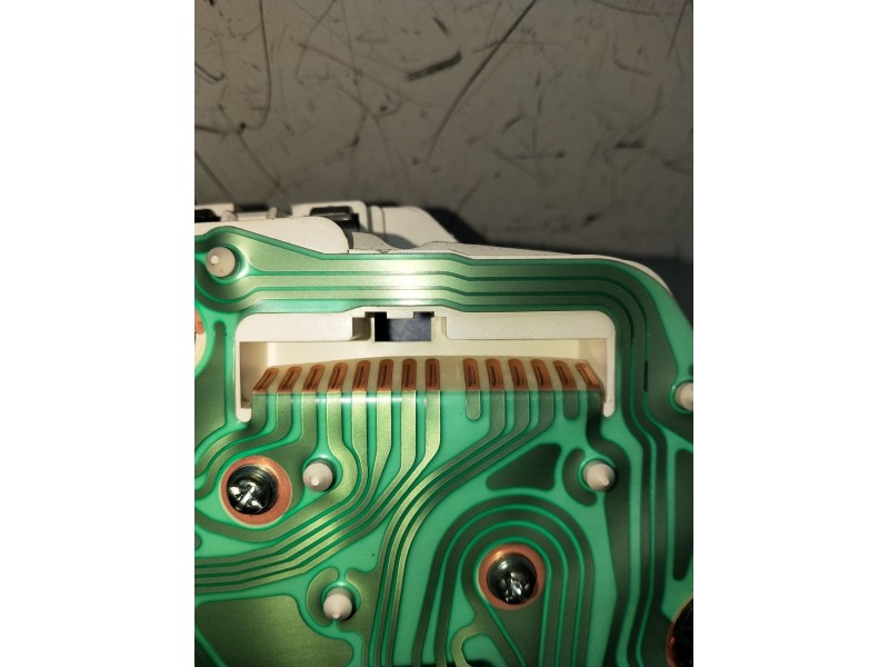 Recambio de cuadro instrumentos para mitsubishi montero io i (h6_w, h7_w) 1.8 gdi (h66w, h76w) referencia OEM IAM MR381643  