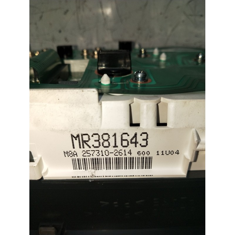 Recambio de cuadro instrumentos para mitsubishi montero io i (h6_w, h7_w) 1.8 gdi (h66w, h76w) referencia OEM IAM MR381643  