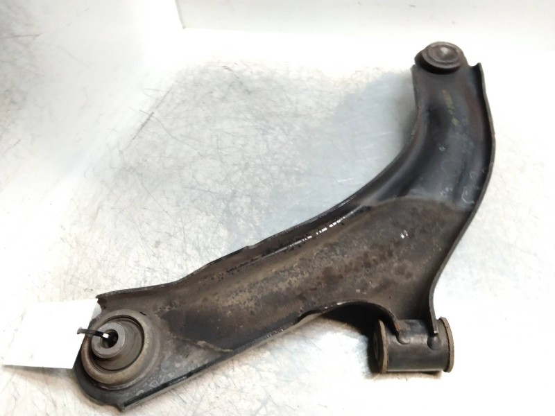 Recambio de brazo suspension inferior delantero derecho para renault modus luxe privilege referencia OEM IAM   