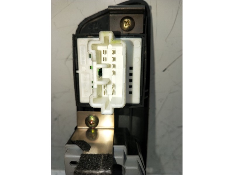 Recambio de mando elevalunas delantero izquierdo para mitsubishi montero io i (h6_w, h7_w) 1.8 gdi (h66w, h76w) referencia OEM I