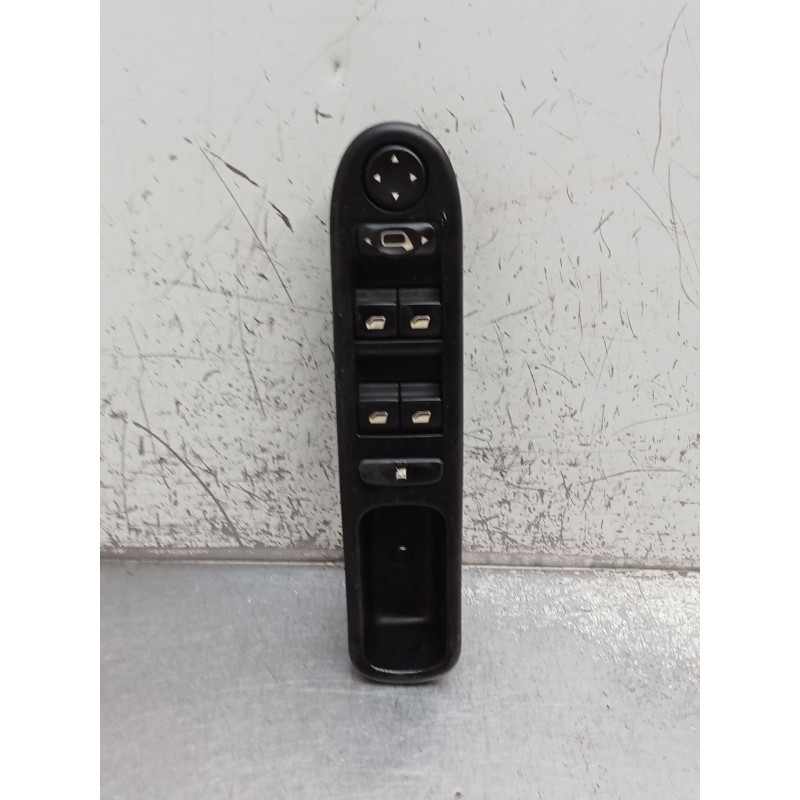 Recambio de mando elevalunas delantero izquierdo para peugeot 307 sw (3h) 1.6 hdi 110 referencia OEM IAM 96531124XT 5P 