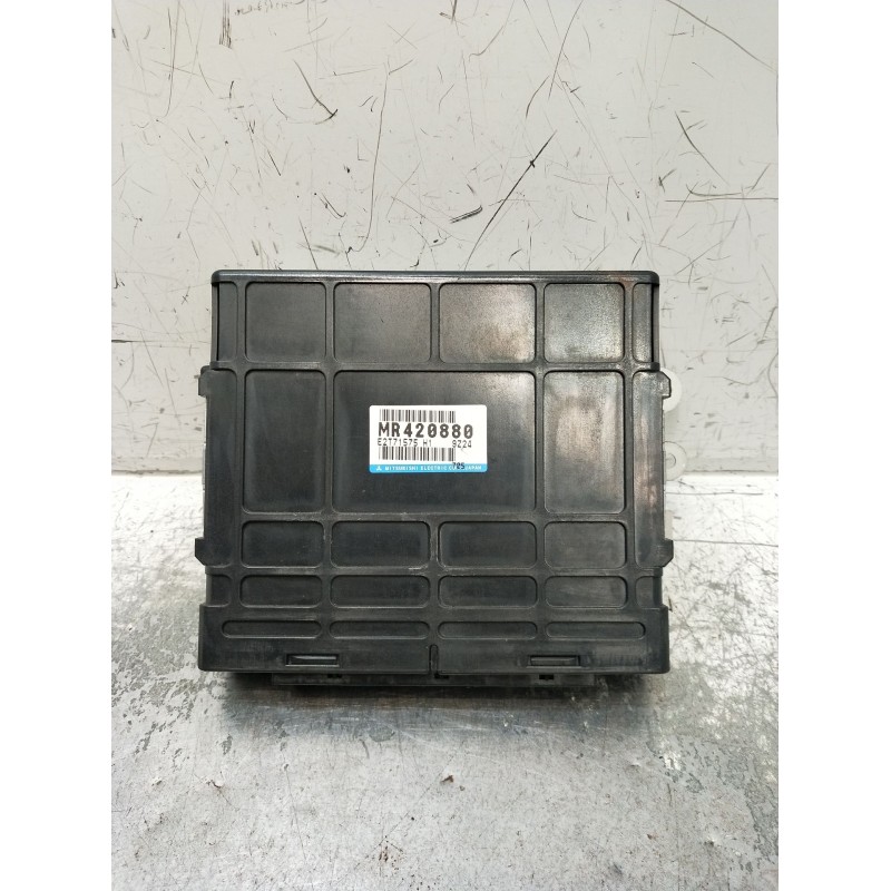 Recambio de modulo electronico para mitsubishi montero io i (h6_w, h7_w) 1.8 gdi (h66w, h76w) referencia OEM IAM MR420880  E2T71
