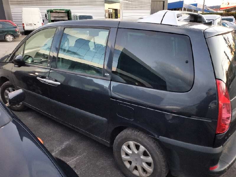 peugeot 807 del año 2006