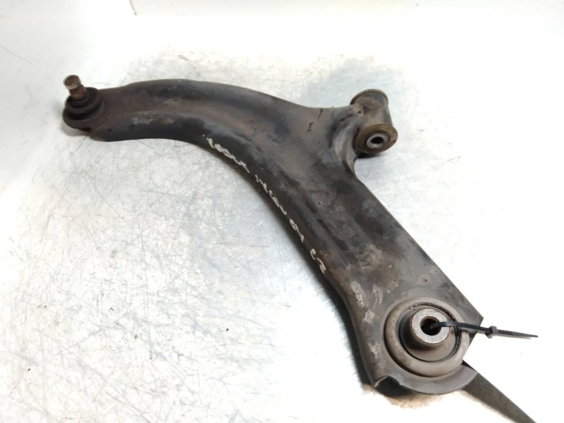 Recambio de brazo suspension inferior delantero izquierdo para renault modus luxe privilege referencia OEM IAM   