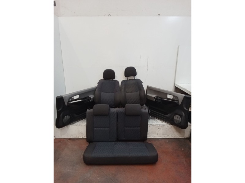 Recambio de juego asientos completo para mitsubishi montero io i (h6_w, h7_w) 1.8 gdi (h66w, h76w) referencia OEM IAM VER FOTOS 