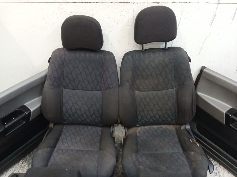 Recambio de juego asientos completo para mitsubishi montero io i (h6_w, h7_w) 1.8 gdi (h66w, h76w) referencia OEM IAM VER FOTOS 