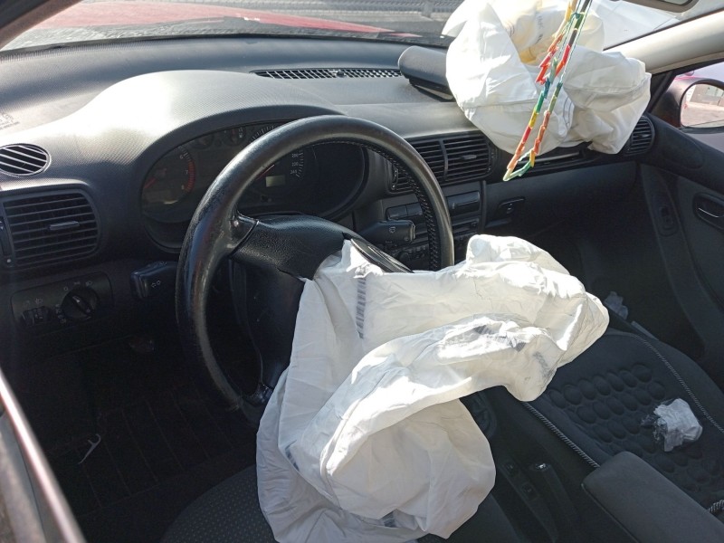 seat toledo ii (1m2) del año 2003