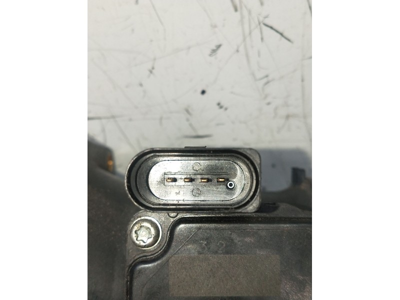 Recambio de caudalimetro para volkswagen golf iv (1j1) 1.6 referencia OEM IAM HTCAFH6010C  