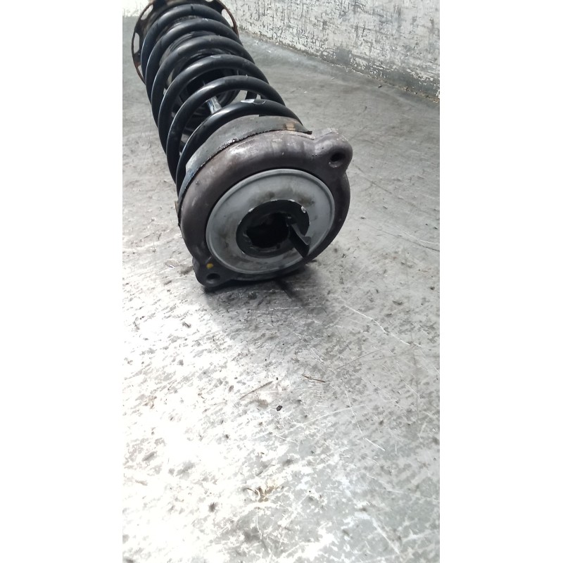 Recambio de amortiguador trasero derecho para audi a4 b5 (8d2) 1.9 tdi referencia OEM IAM 8D5515031  