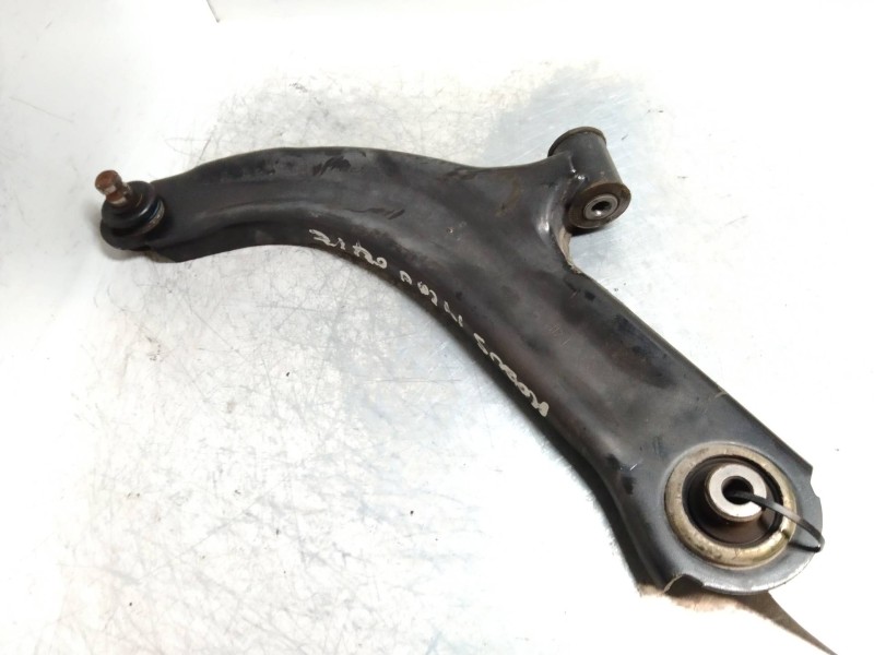 Recambio de brazo suspension inferior delantero izquierdo para renault modus 1.4 16v referencia OEM IAM   