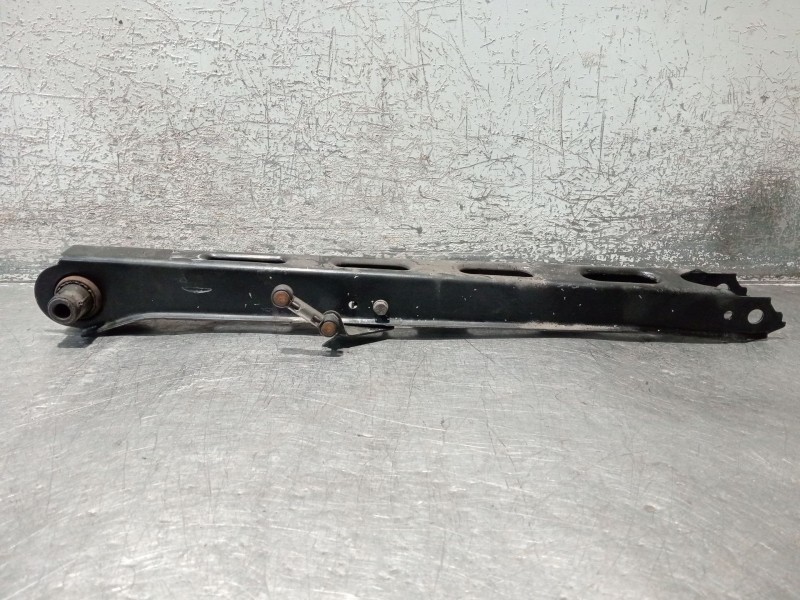 Recambio de brazo suspension inferior trasero derecho para saab 9-5 (ys3e) 2.3 turbo referencia OEM IAM   