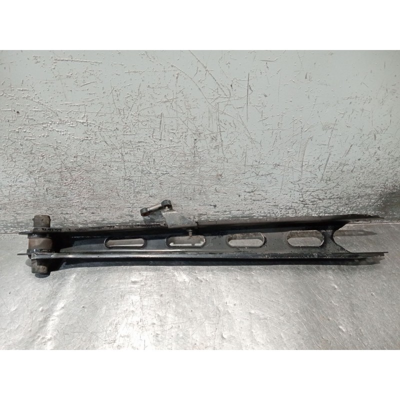 Recambio de brazo suspension inferior trasero derecho para saab 9-5 (ys3e) 2.3 turbo referencia OEM IAM   
