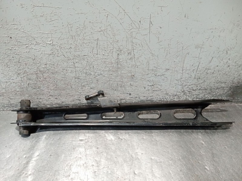 Recambio de brazo suspension inferior trasero derecho para saab 9-5 (ys3e) 2.3 turbo referencia OEM IAM   