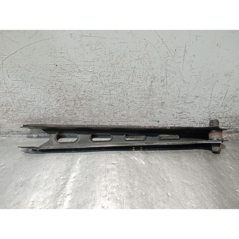 Recambio de brazo suspension inferior trasero izquierdo para saab 9-5 (ys3e) 2.3 turbo referencia OEM IAM   