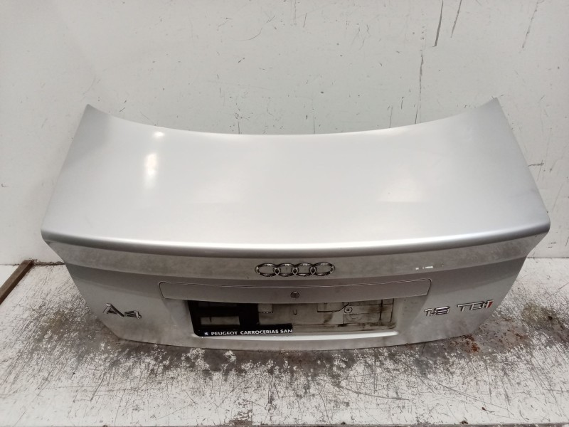 Recambio de tapa maletero para audi a4 b5 (8d2) 1.9 tdi referencia OEM IAM  4P 